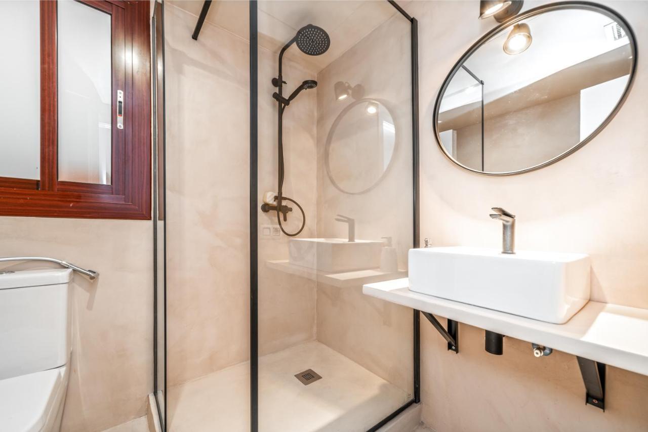 Apartamentos Gran Via 732 Barcelona Buitenkant foto